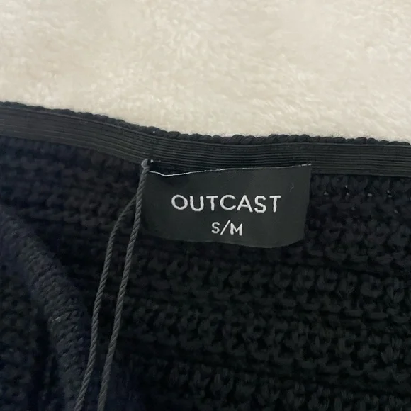 Rosewood Black Chain Detail Dress - Picture 12 of 13